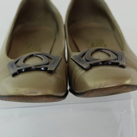 Salvatore Ferragamo Buckled Kitten Heel Pump (8 US) - Picture 9 of 9